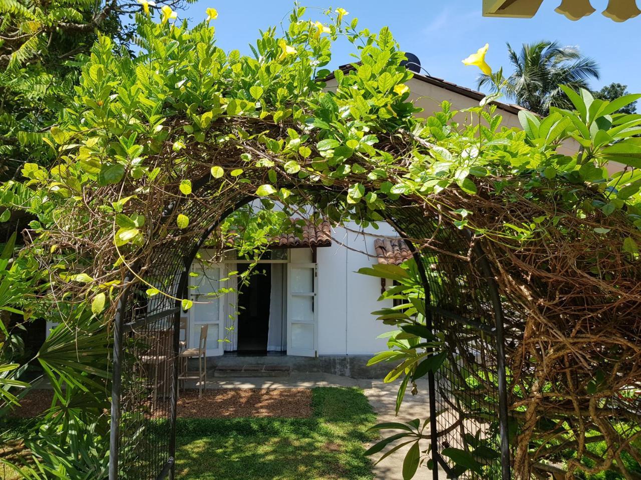 Bilin Tree House Hotel Galle Bagian luar foto
