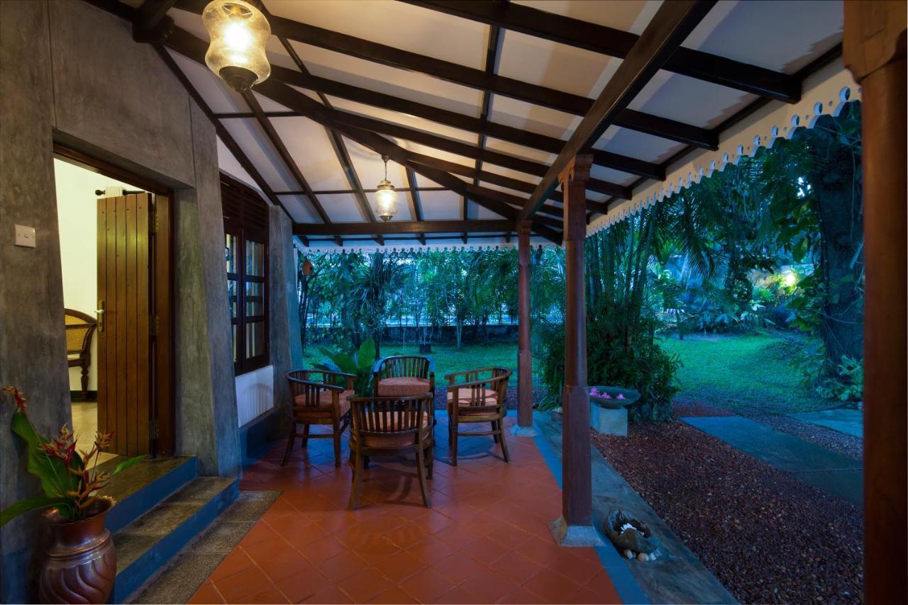 Bilin Tree House Hotel Galle Bagian luar foto