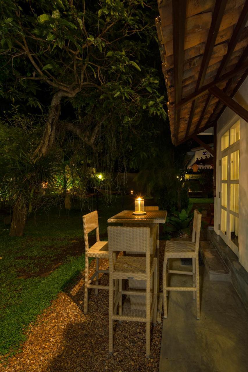 Bilin Tree House Hotel Galle Bagian luar foto
