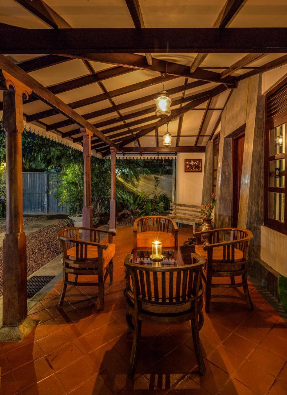Bilin Tree House Hotel Galle Bagian luar foto